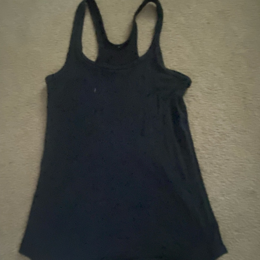 Lululemon tank top, size 6 (Medium), black